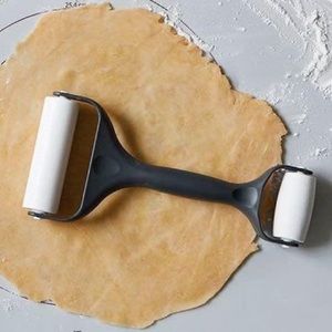 Pampered Chef BAKER'S ROLLER # 1485 - NIB